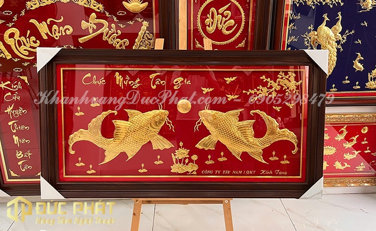 tranh cá chép tặng tân gia