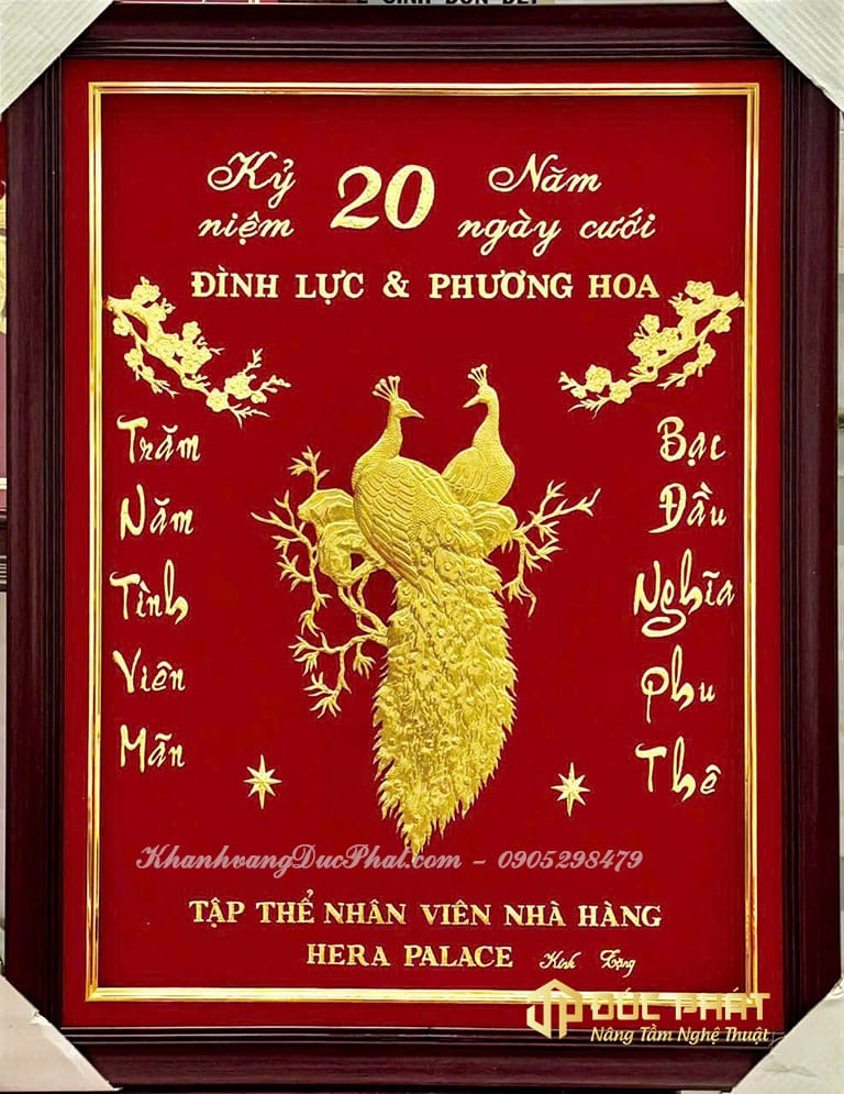 quà tặng kỷ niệm 20 năm ngày cưới