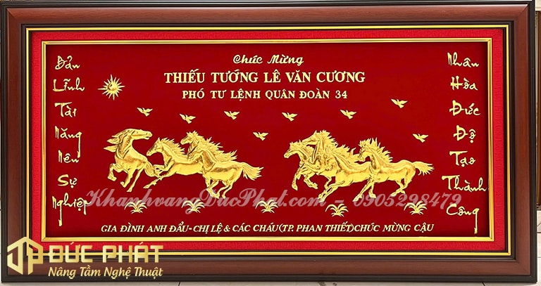 khánh vàng mã đáo thành công tặng sếp thăng chức