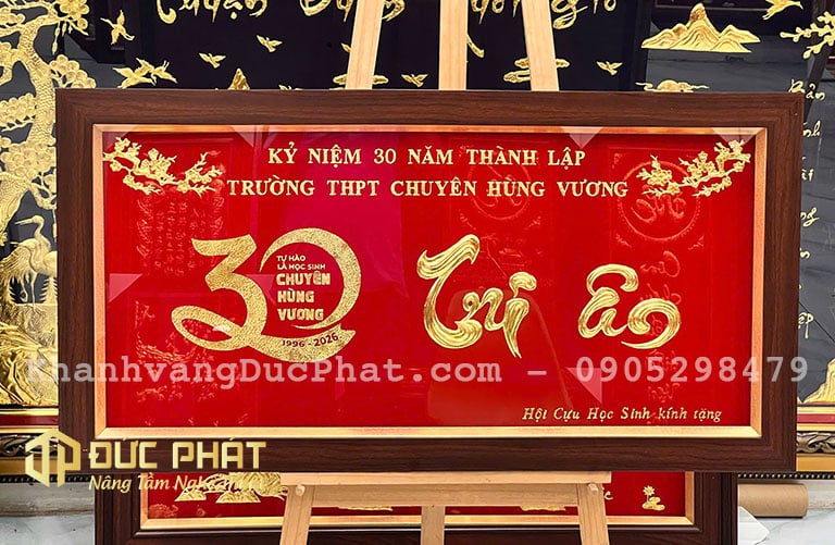 quà tặng kỷ niệm 30 năm ra trường