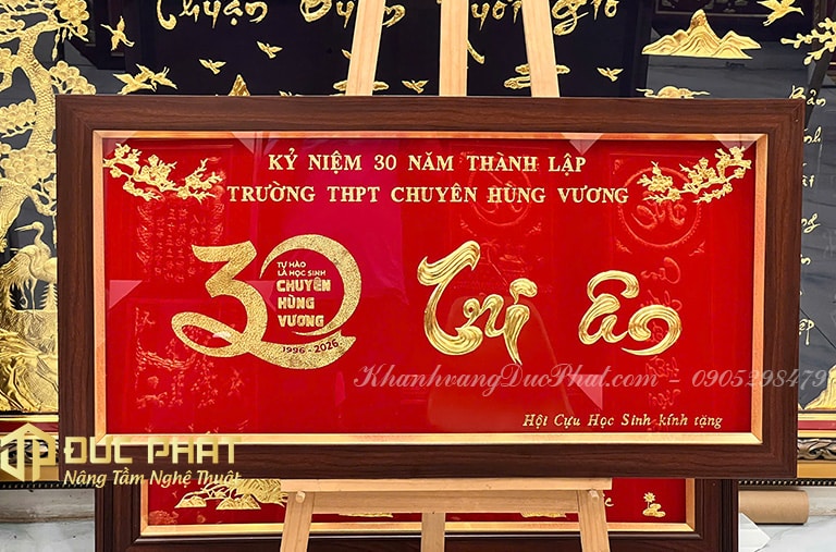 khánh vàng tri ân thầy cô nhà trường